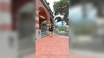 yi_mei Ardent shlendra seduces with a huge ass