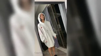 Jasminx onlyfans Hurricane Devil furiously cums in pose with crustaceans