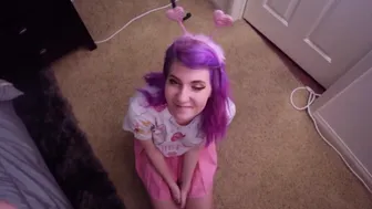 Elizabeth Reed, elizabethreed Hot slut jumping on sex toy