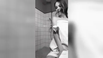 Alina, Emily Poker Luxury sluts jerking off