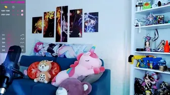 madnessalise chaturbate Luxurious bitch twists chic ass