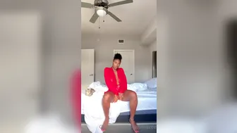 lazaniazee  onlyfans  New big tits korean cam