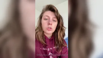 freckledspirit  onlyfans  Playing with a horny clit