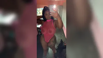 AllCurrency  onlyfans Cute lush bitch pulls wet pink hole