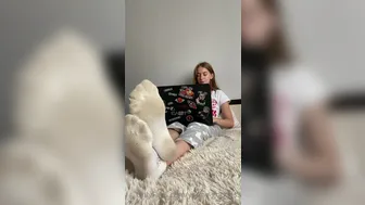 Young Goddess aka young onlyfans likes it better