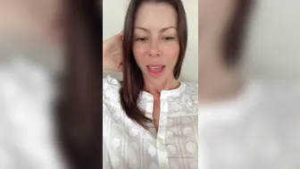 dani daniels  onlyfans  Enjoying an orgasm during menstruation