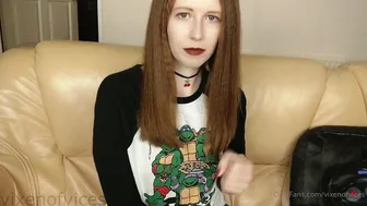 vixenofvices  onlyfans Juicy bitch caresses the clitoris