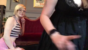 Pearl Sinclair  onlyfans Cute skin spotted the charms and began to dress