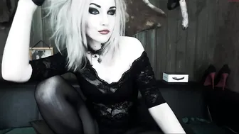 tastysandy  gets fucked in individual show