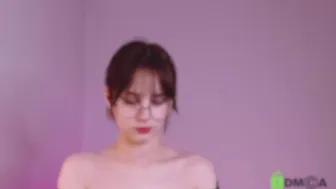 glasses - Webcam Show 2022-07-23_1_august_2022