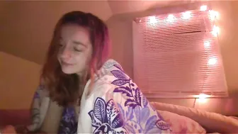 abigalelucy  cam show 2017 16 of April