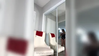 Capri Cavanni aka capricavanni onlyfans free cam videos june-19-2022