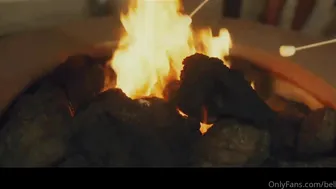 Bella Thorne aka bellathorne onlyfans kayfovaya sterly richly pulls sex lips