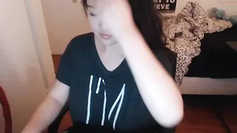 zilla_x  funy age with vibrator in chat