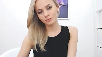 awesome4u  slut trying to squirt