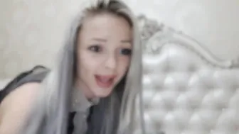 innocent_doll1  Fucks her wet hole with her fingers