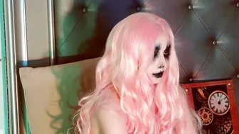 Freya Halloween
