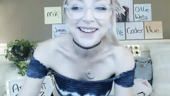 katiebelle  cam show 2017 28 of April
