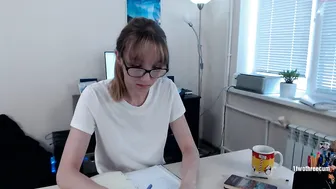 1twothreecum  Unshaved Pussy