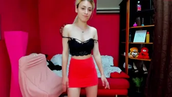 alycce  Webcam hooker having fun with sex toy