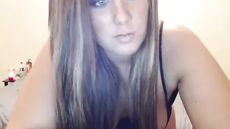 pierced_nipplesxxx  Great webcam angel