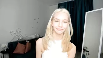 Mi_Mi_Molly Chaturbate 22-Jan-2025 smile for tokens