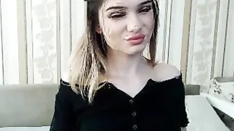 hot_bombshell  Camgirl Show