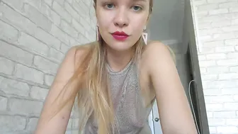 cutevera95  Gorgeous MFC girl