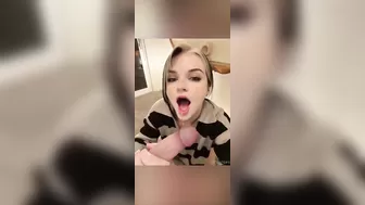 Peachjars Dildo Blowjob